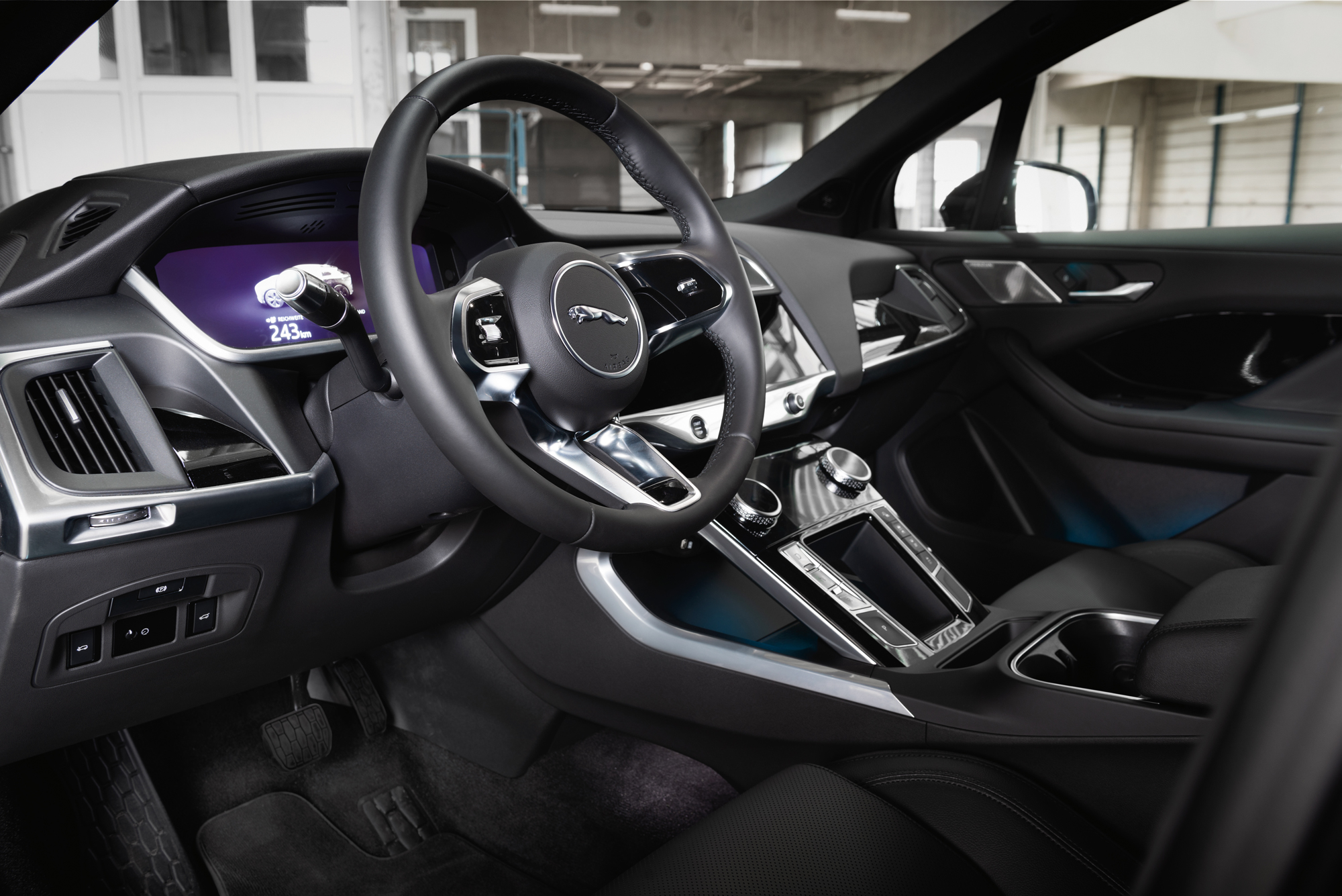 AEZ Panama Dark Jaguar I Pace Contentpic 06