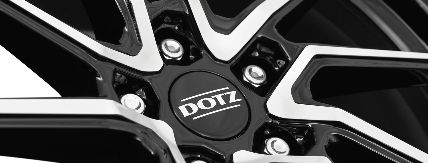 DOTZ Spa dark detail 3