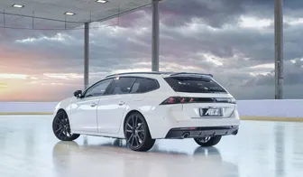 AEZ Montreal black Peugeot 508 SW Heck