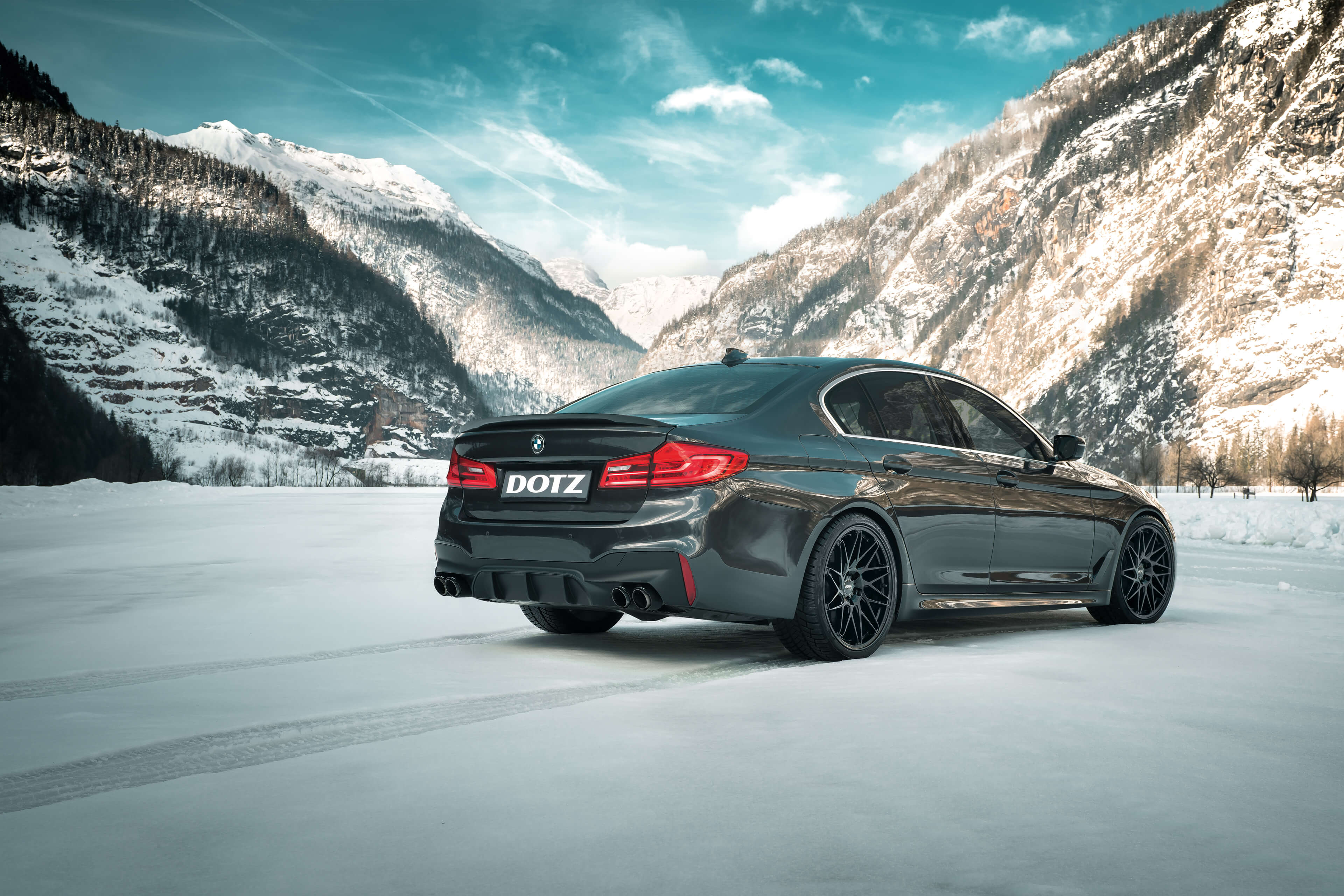 DOTZ Tanaka black BMW5 Heck