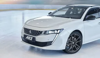 AEZ Montreal black Peugeot 508 SW Frontal