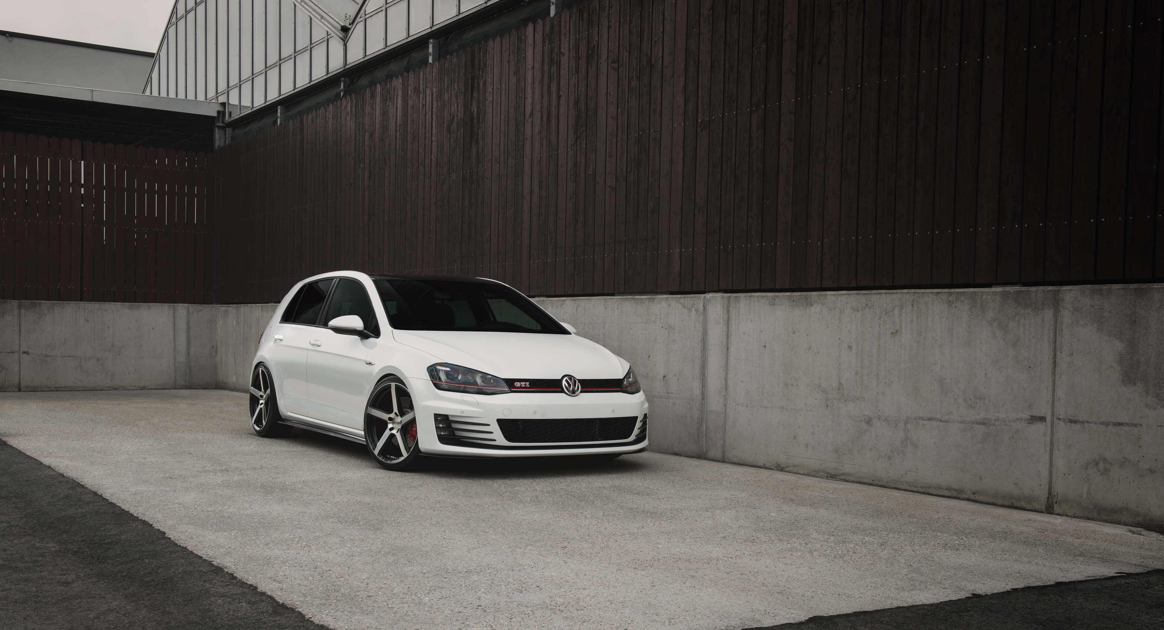 DOTZ CP5 5-spokes wheel alloy wheel VW Golf VII GTI