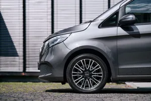 DEZENT KE dark Mercedes V side