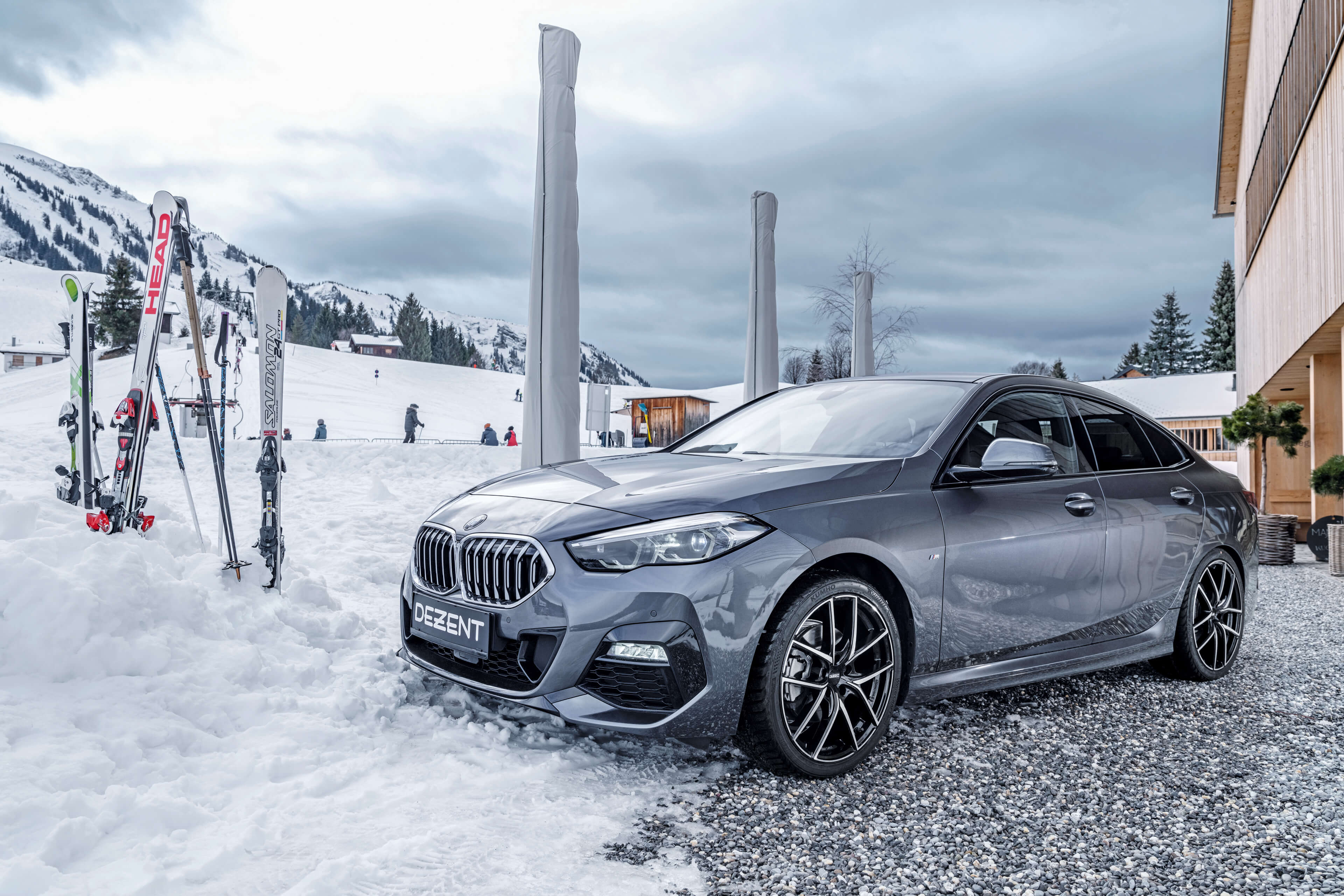 DEZENT TO dark BMW2 frontal