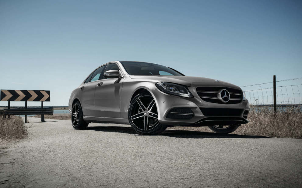 DEZENT TG Dark Musta Kiiltav Mercedes Vanne dezent-tg-dark-musta-kiiltav-mercedes-vanne