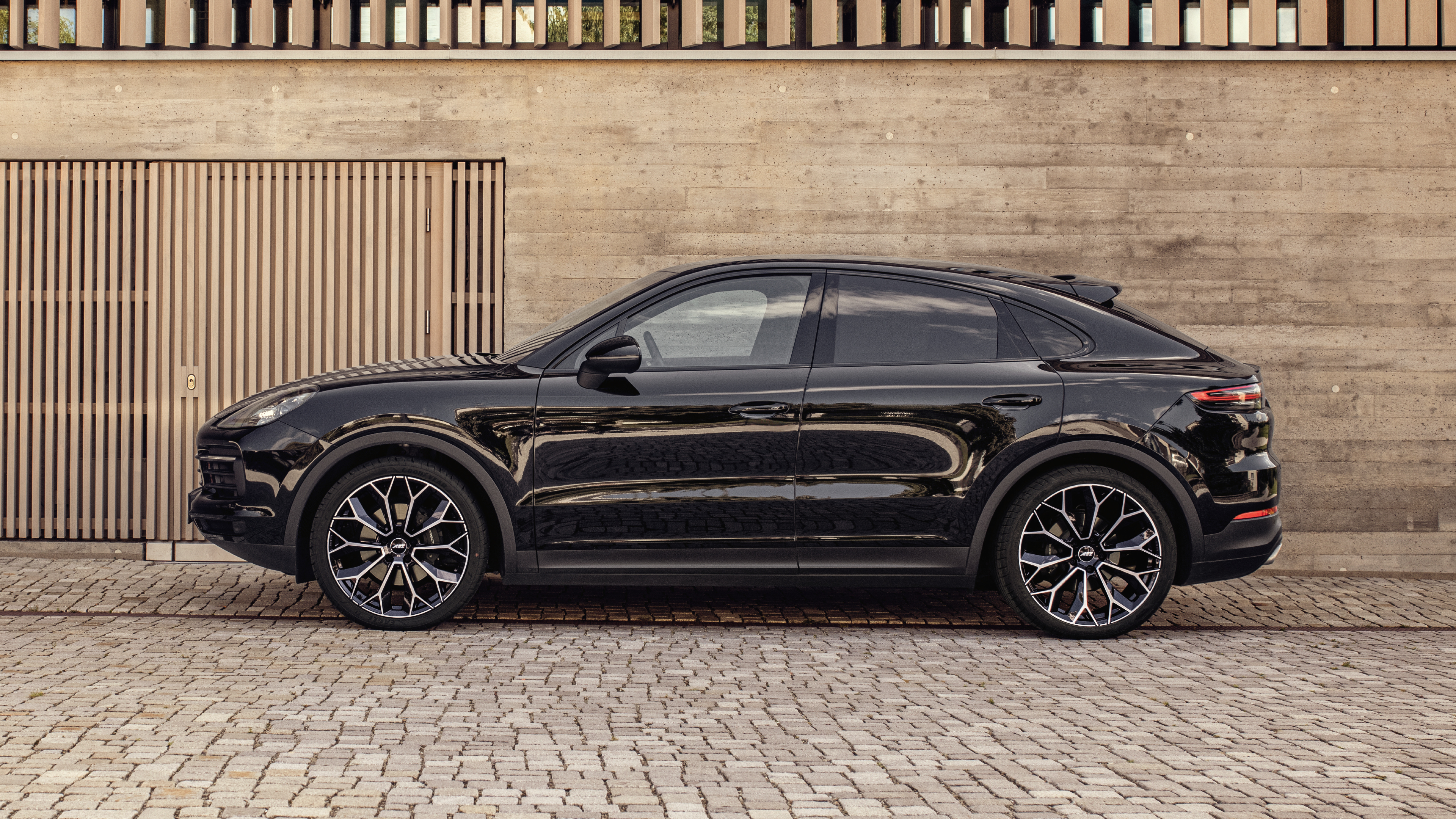 Porsche Cayenne med AEZ Leipzig fälgar från OCL Brorssons