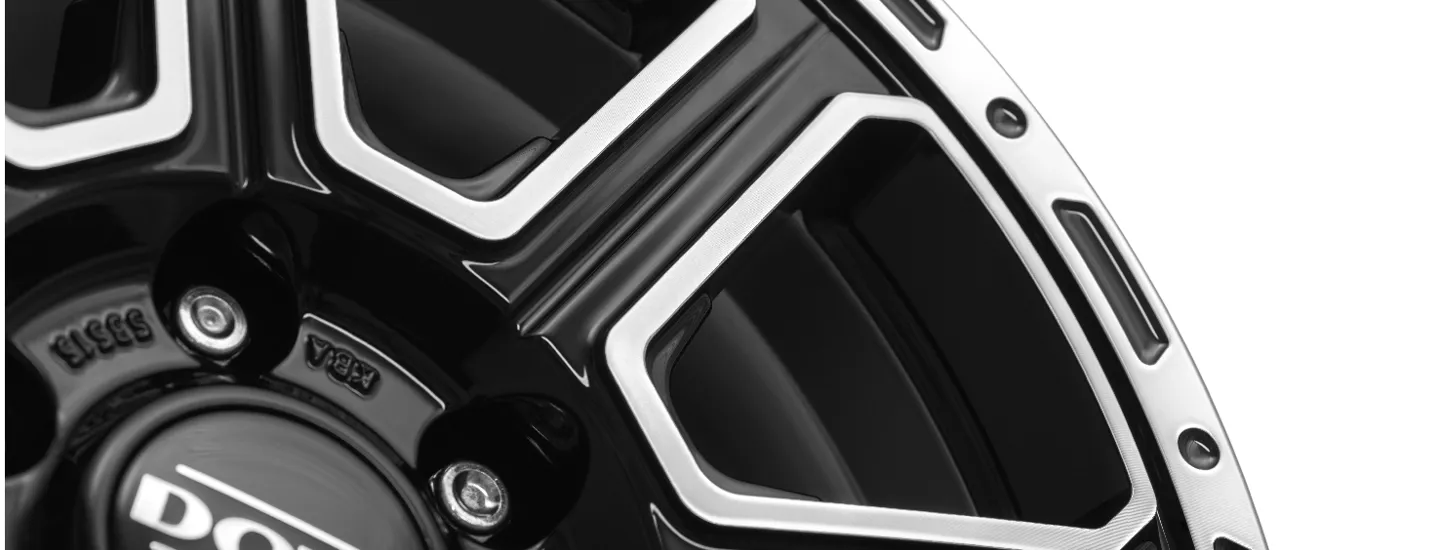 DOTZ 4X4 Kalahari Dark Detail