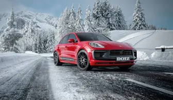 DOTZ LongBeach black Porsche Macan frontal