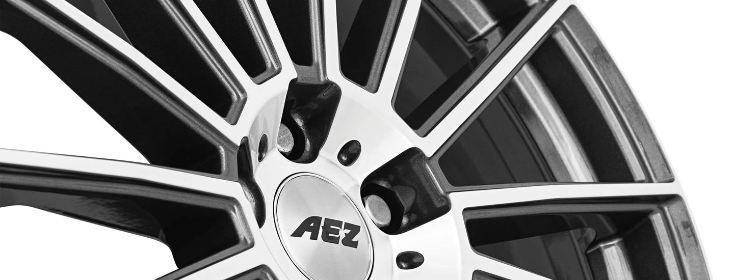 AEZ Steam alloy wheel spokes details 