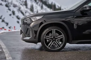 DEZENT KG Dark BMW X5 side