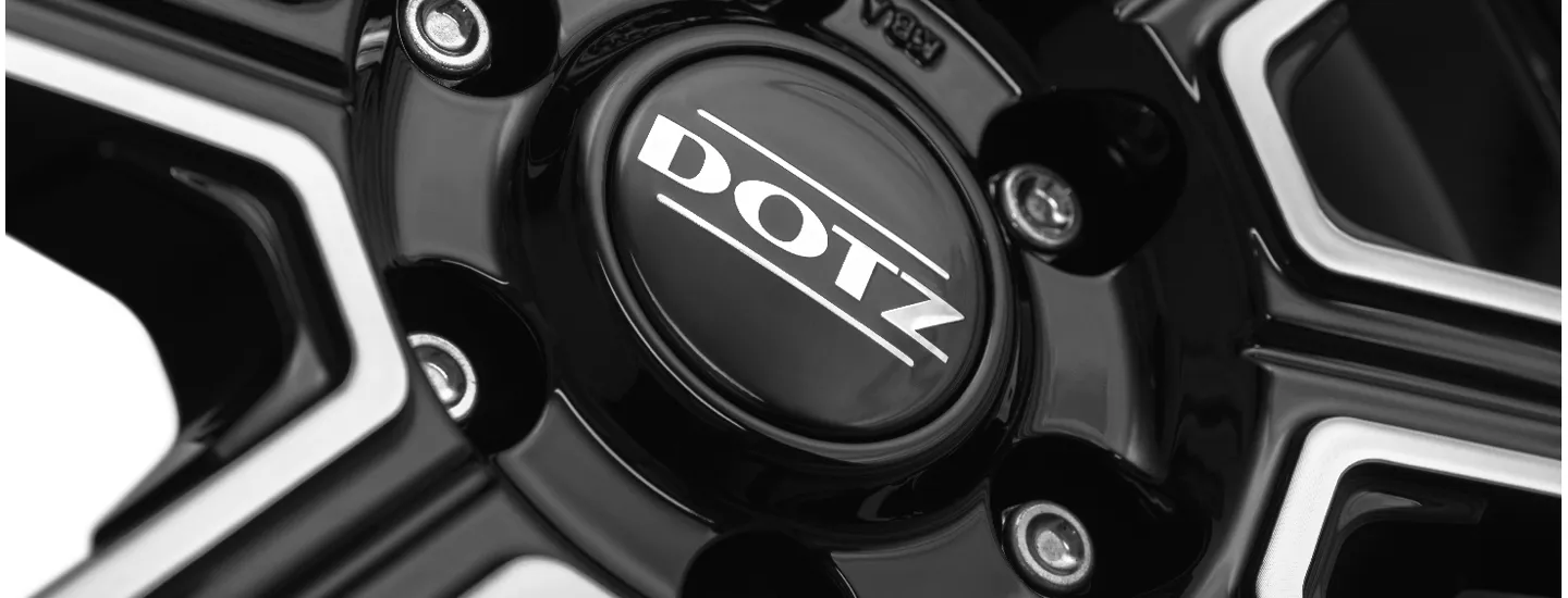 DOTZ 4X4 Kalahari Dark Detail