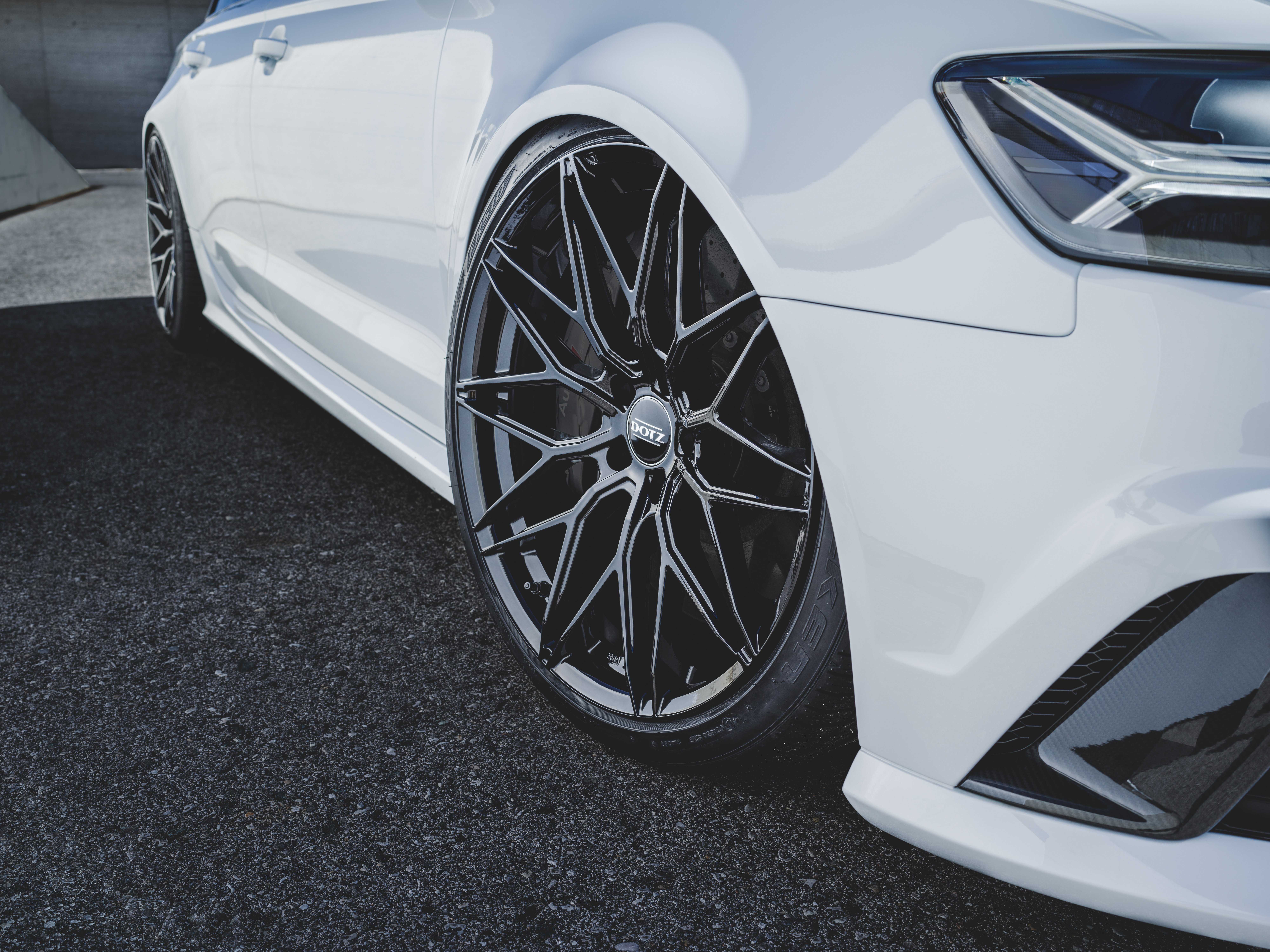 DOTZ Suzuka Black Audi RS6 Imagepic02