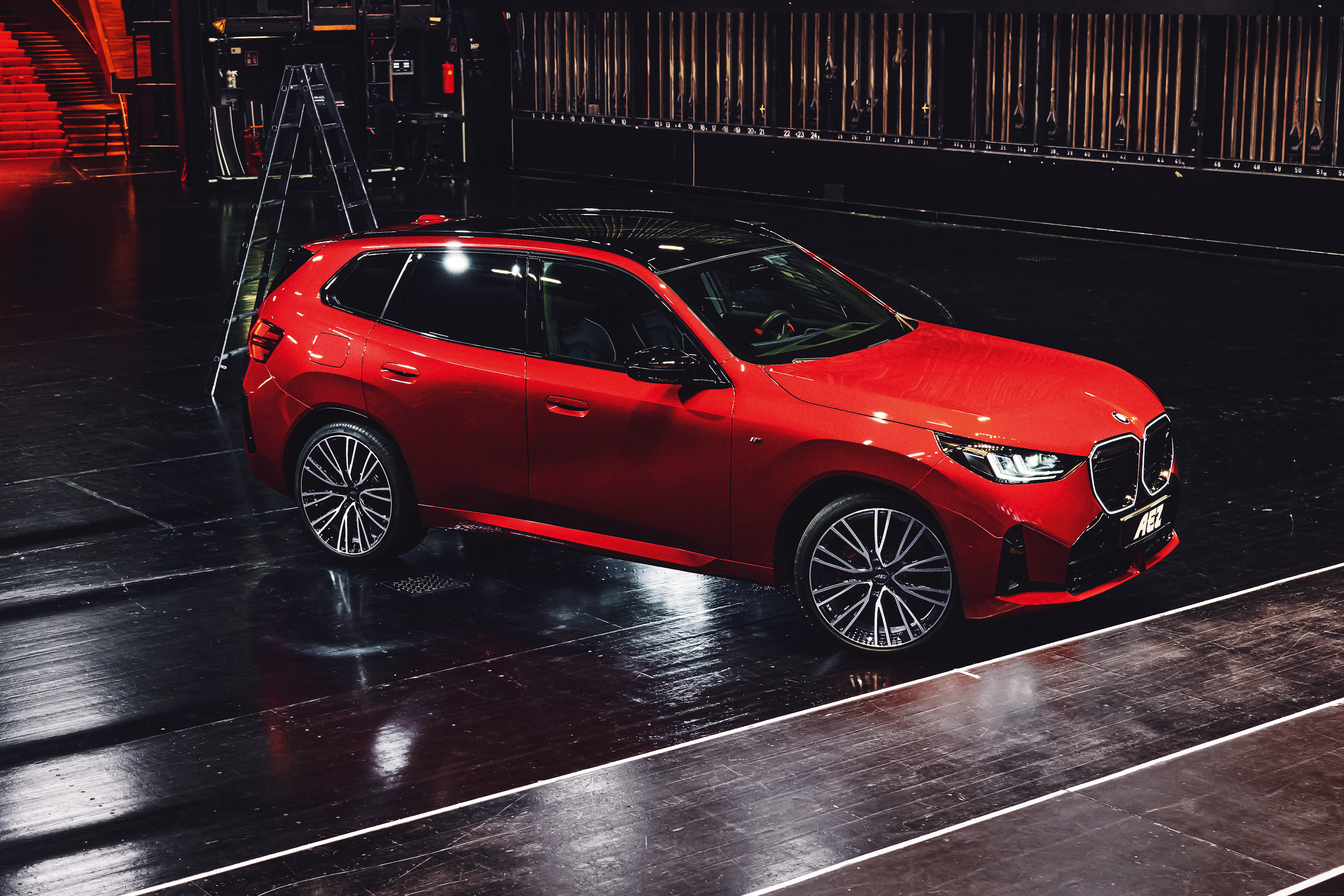 Gallerie Seattle Dark 2