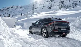 DEZENT AO dark KIA EV6 Heck