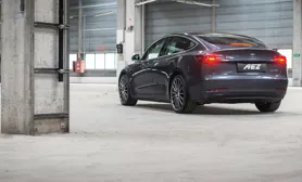 AEZ Steam Tesla Model 3