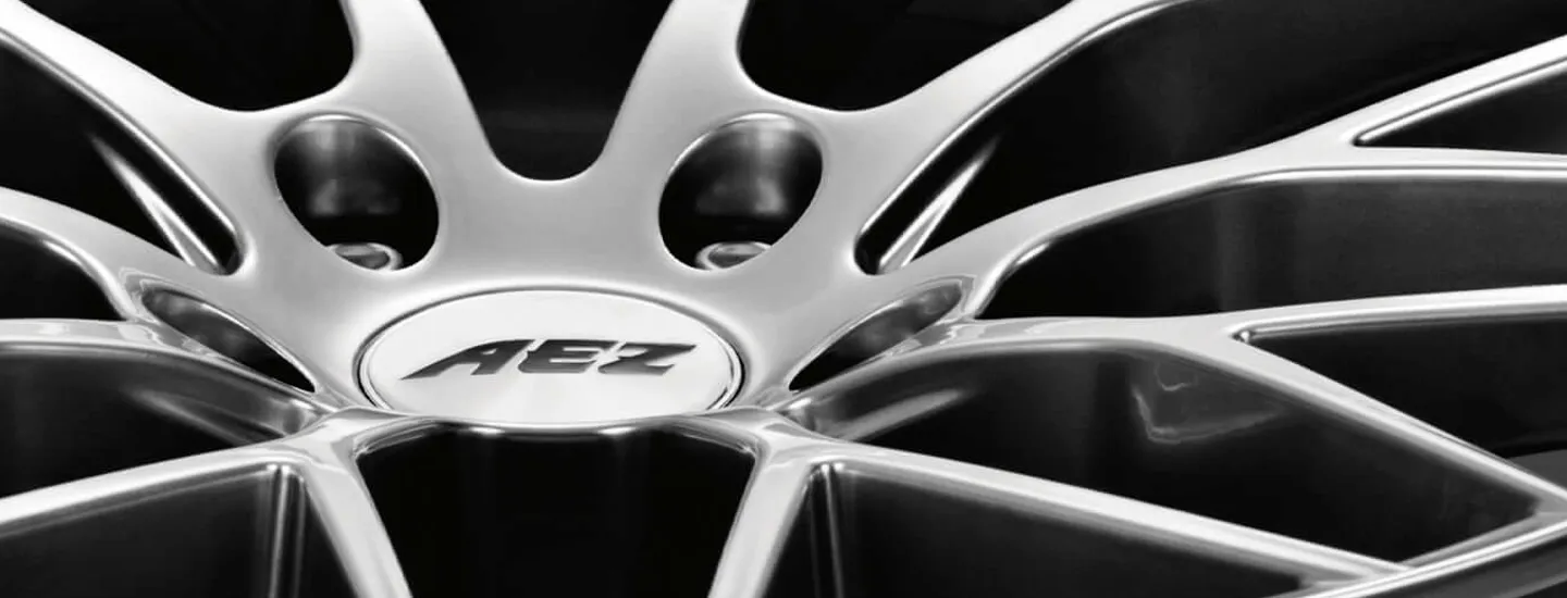 AEZ Antigua high gloss alloy wheel cross-spoke full above