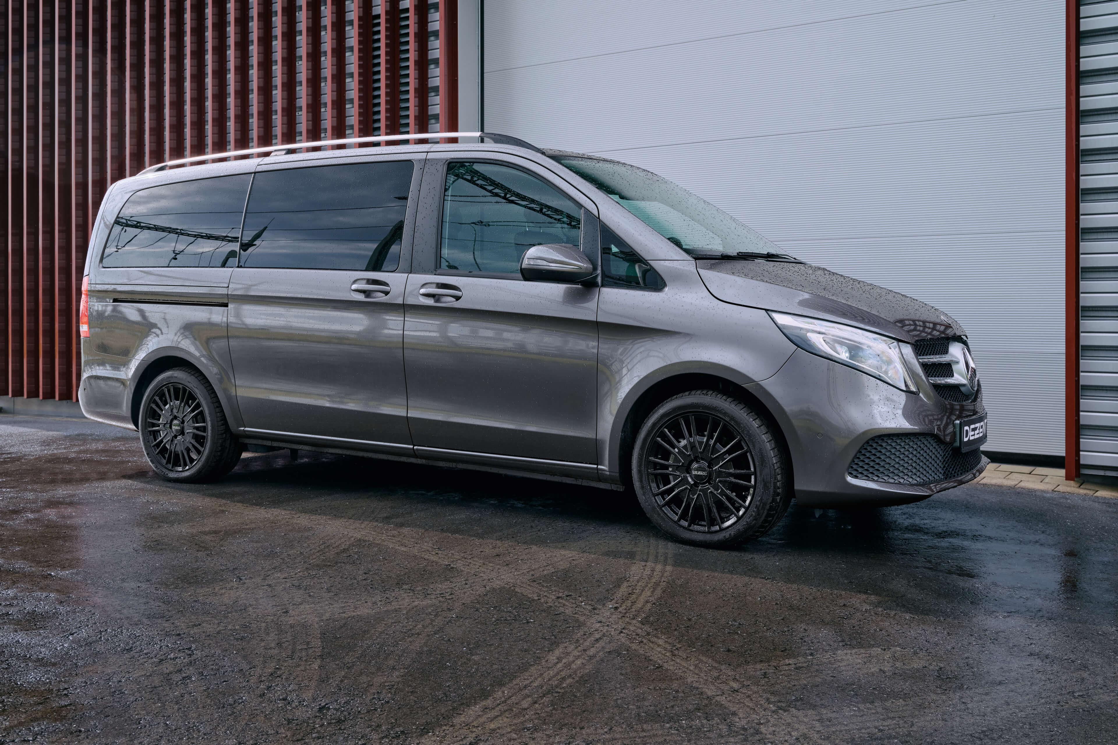 DEZENT KE black Mercedes V Seite