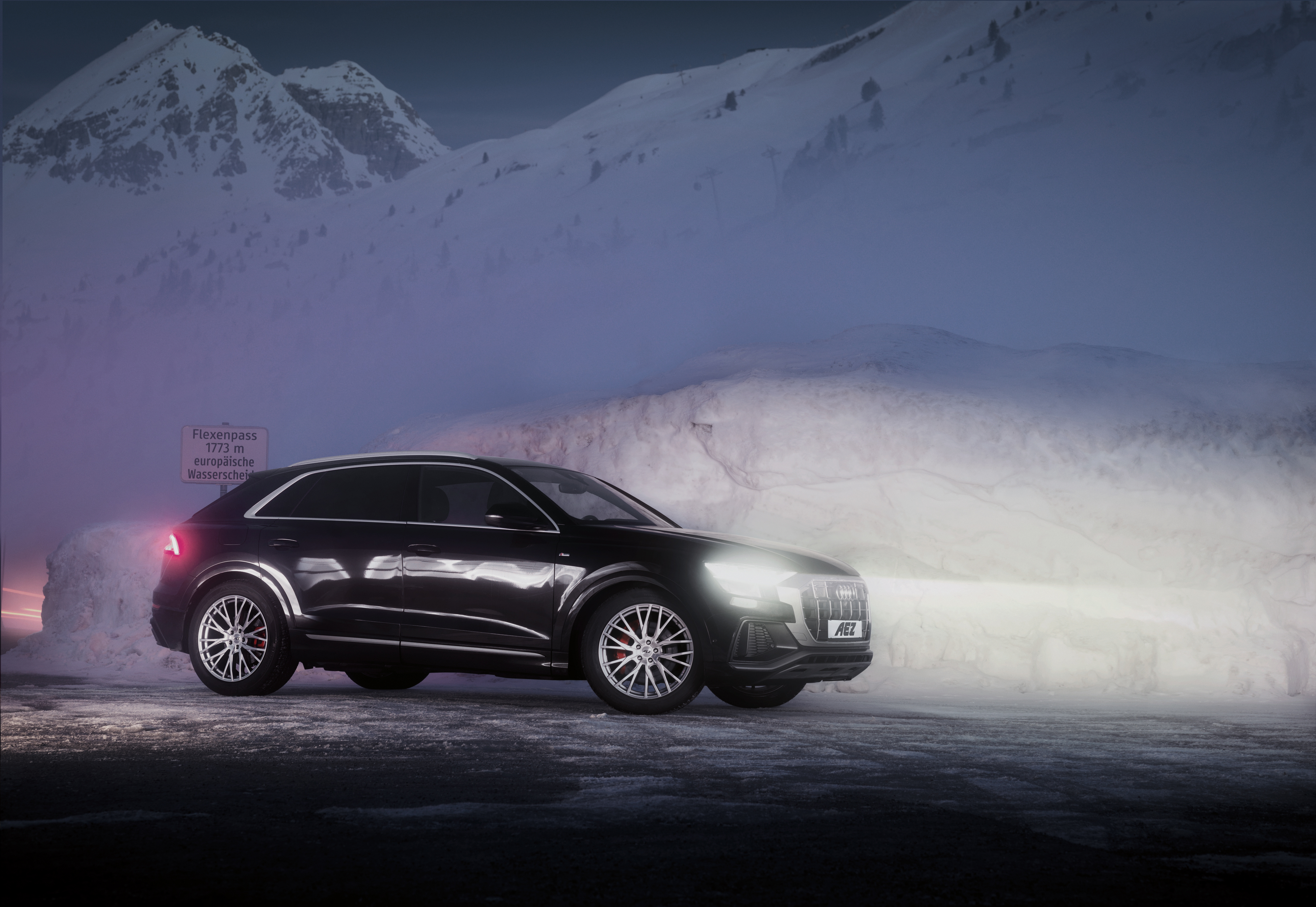 AEZ Panama Highgloss AUDI Q8 Winterpic01