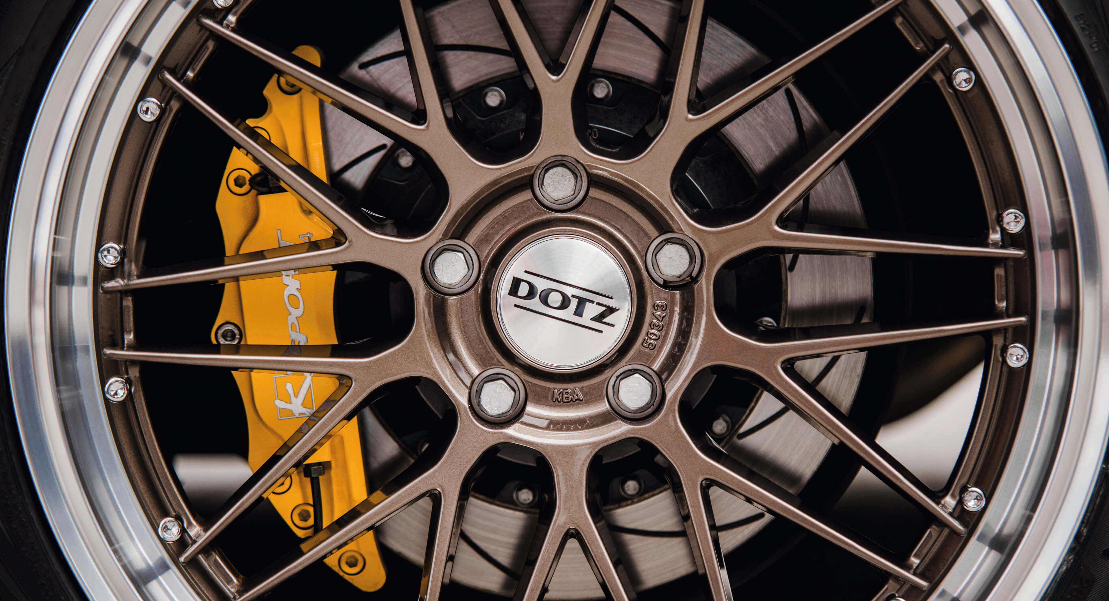 DOTZ Revvo BMW 3 series coupe detail