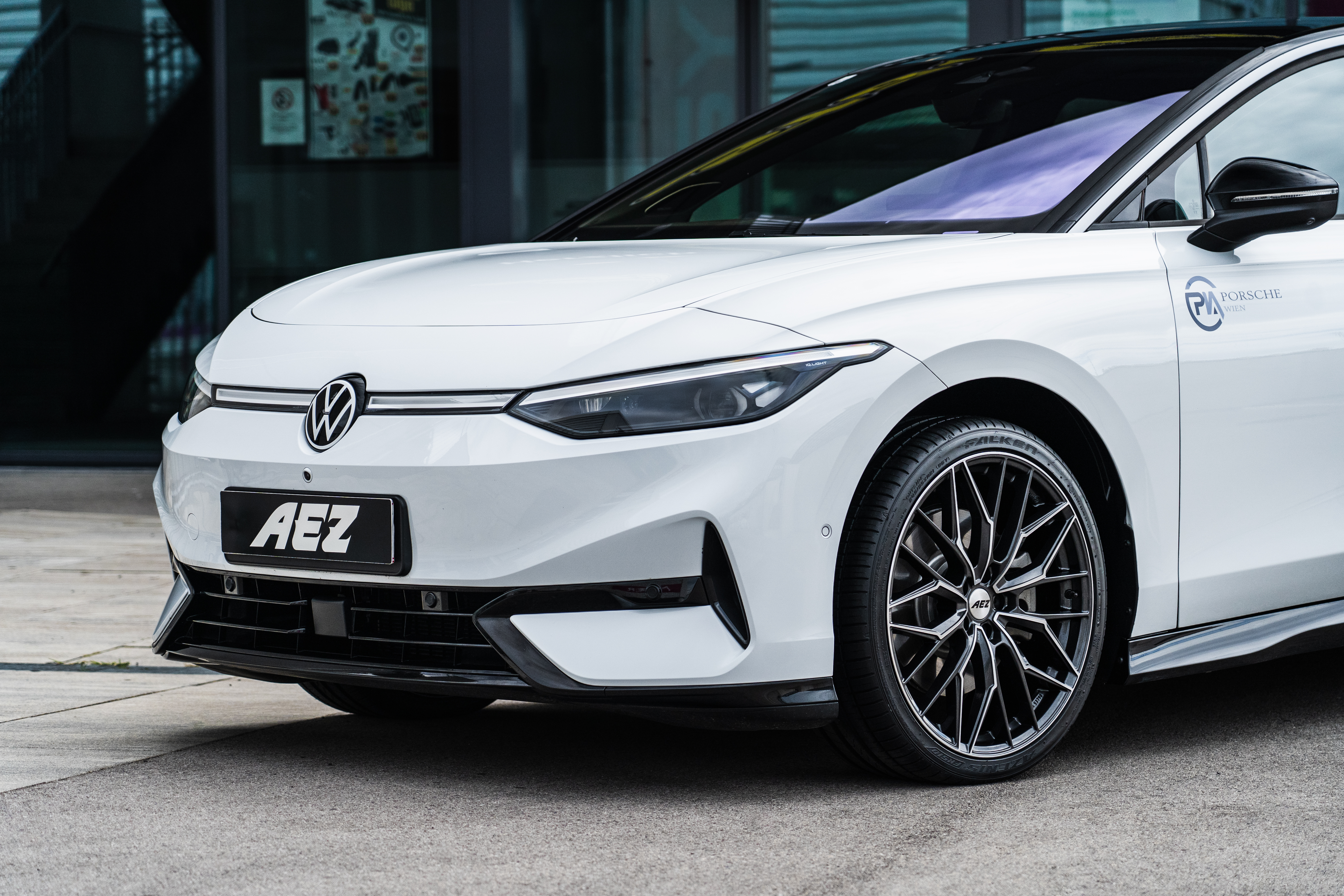AEZ Porto Dark VW ID.7 Contentpic 02