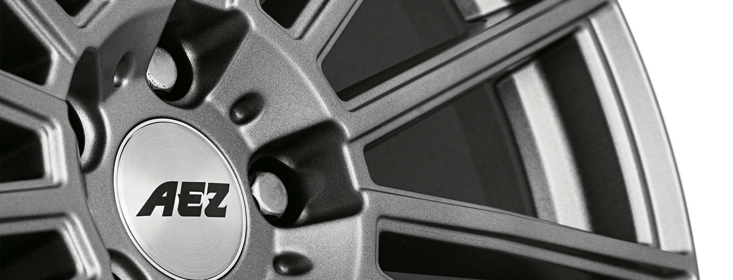AEZ Steam graphite lité kolo vícepaprskové detail shora