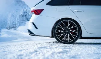 DOTZ Fuji dark Skoda Octavia side