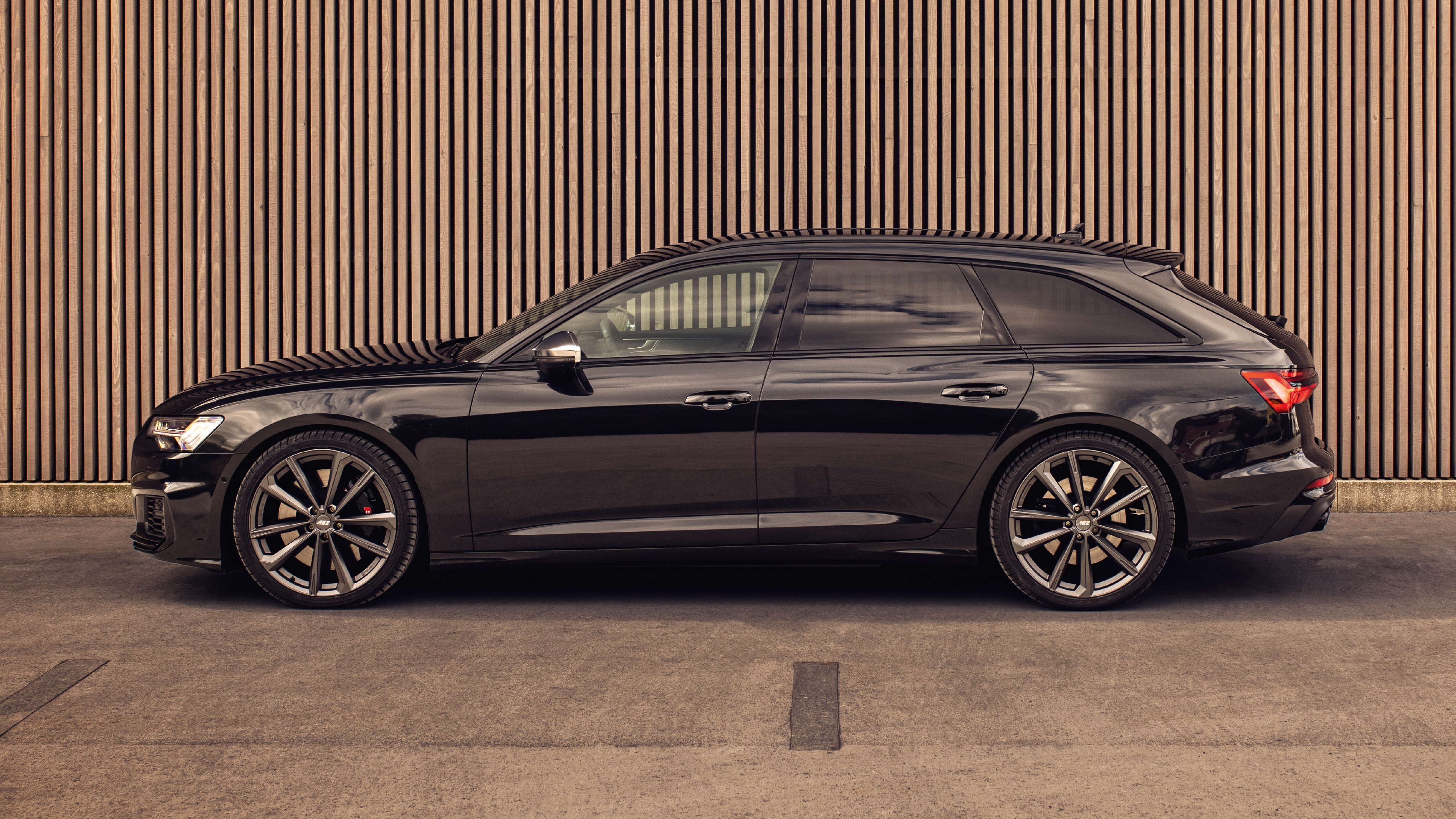 Audi A6 med AEZ Aruba graphite fälgar från OCL Brorssons