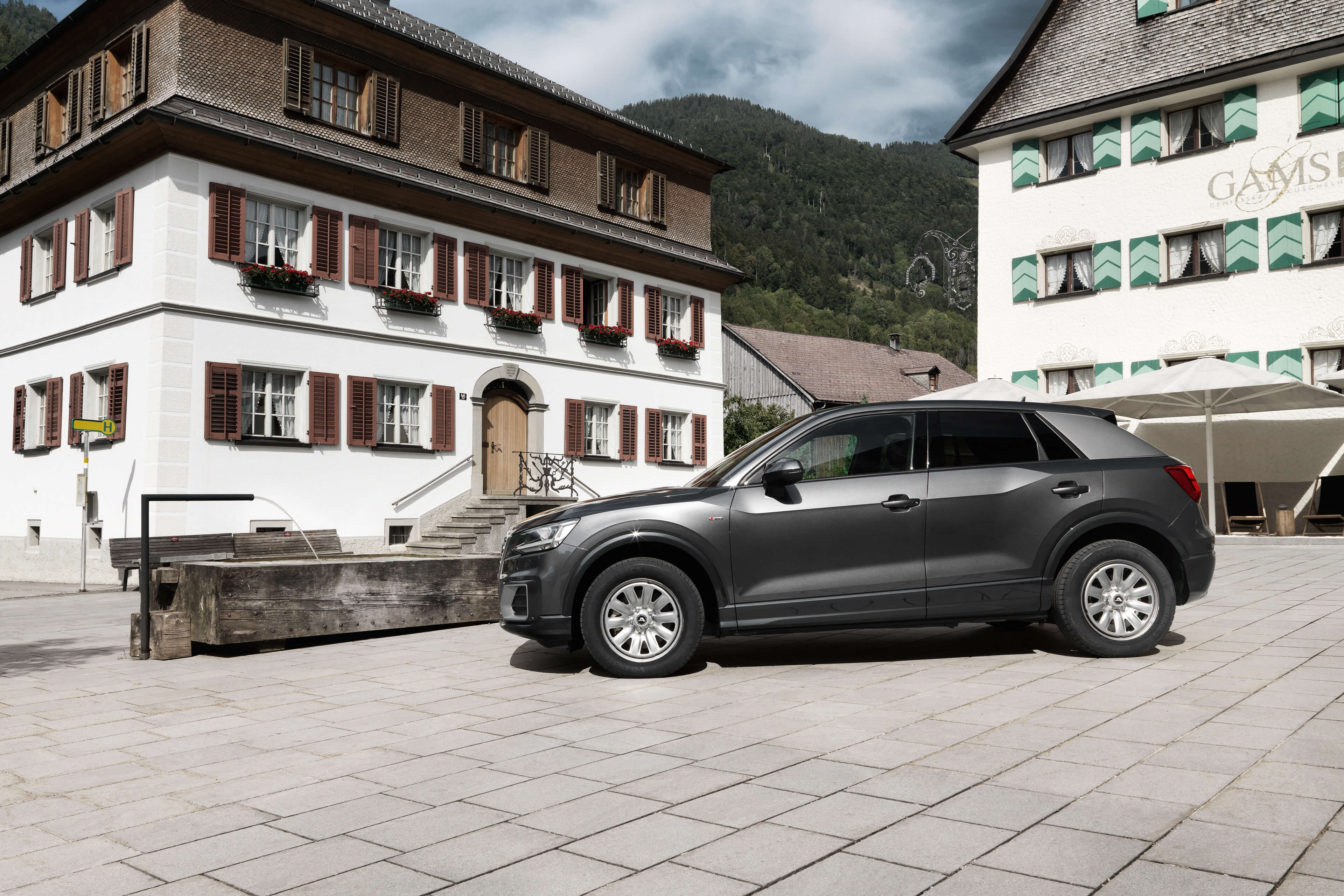 ALCAR hybrid wheel 01 silver Audi Q2 side