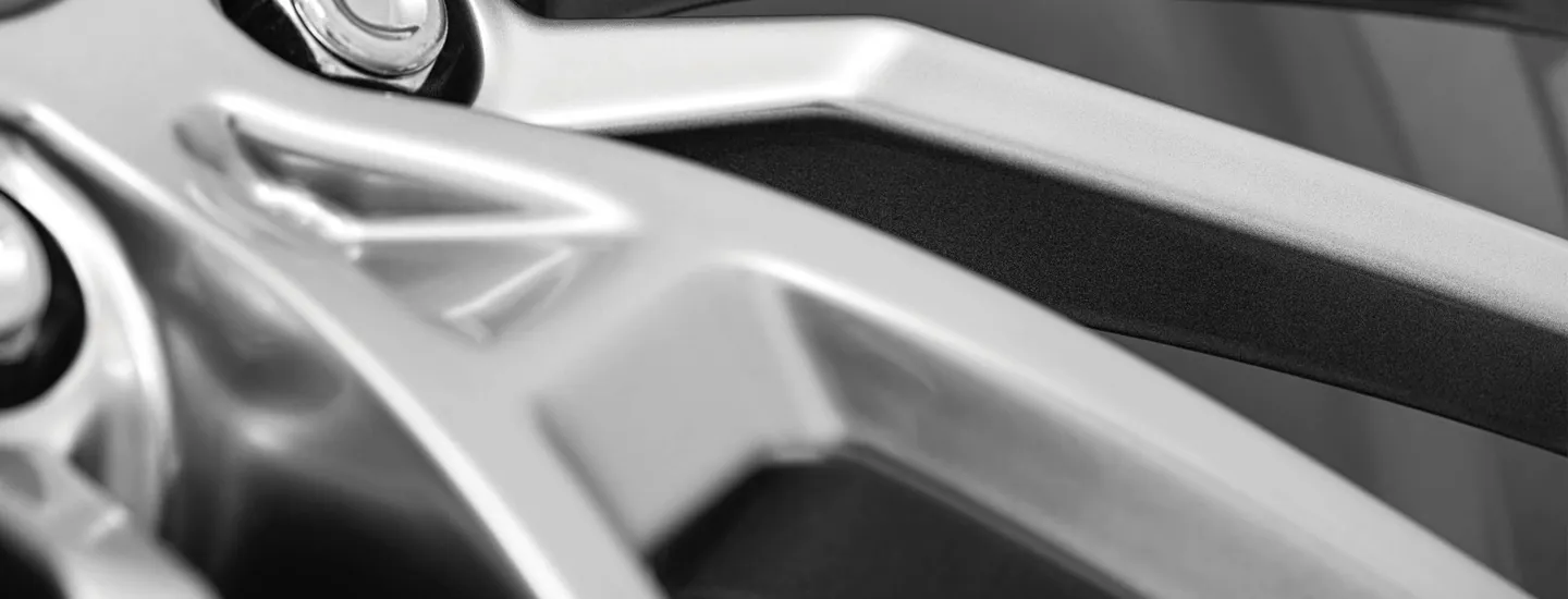 AEZ Kaiman high gloss detail middle