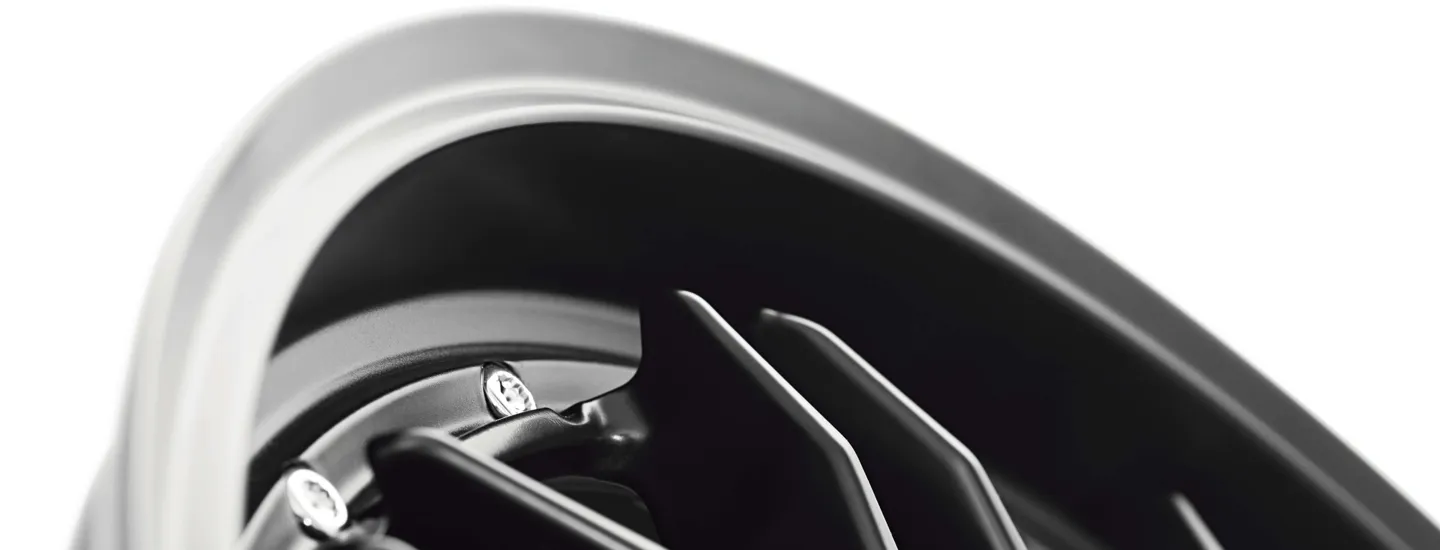 DOTZ Revvo black detail