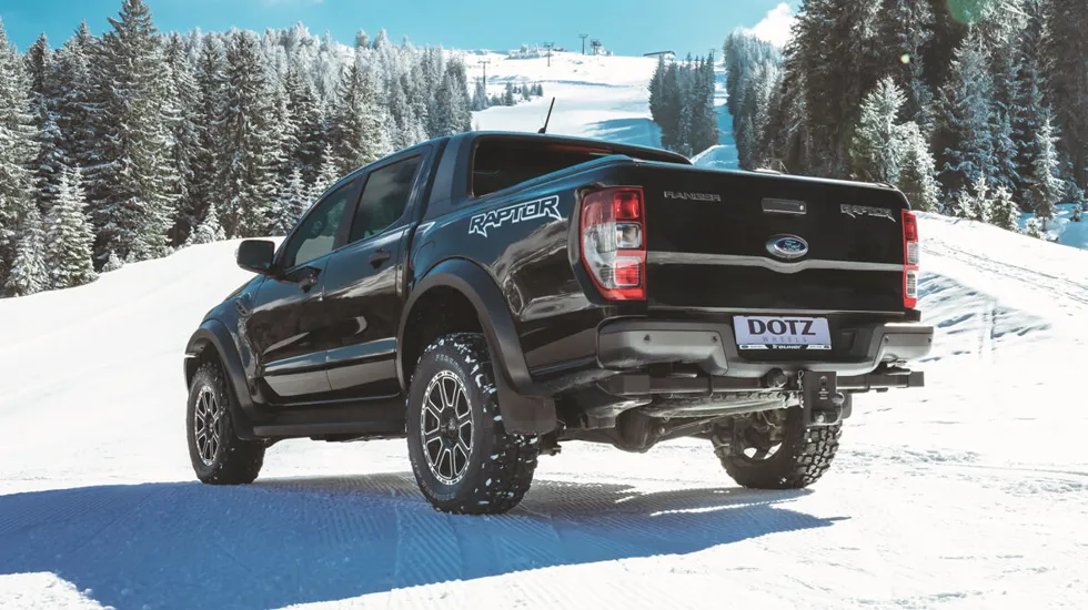 DOTZ Kalahari Dark Nissan Navara Imagepic02