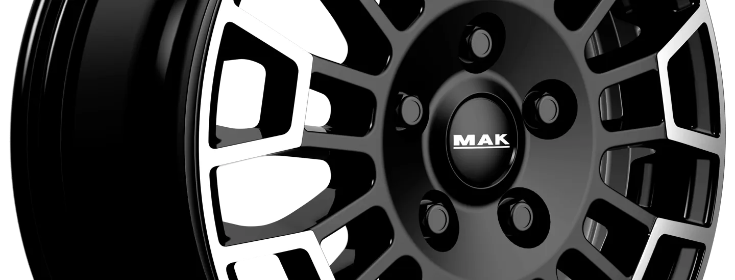 MAK Nomad Black Mirror 3 4
