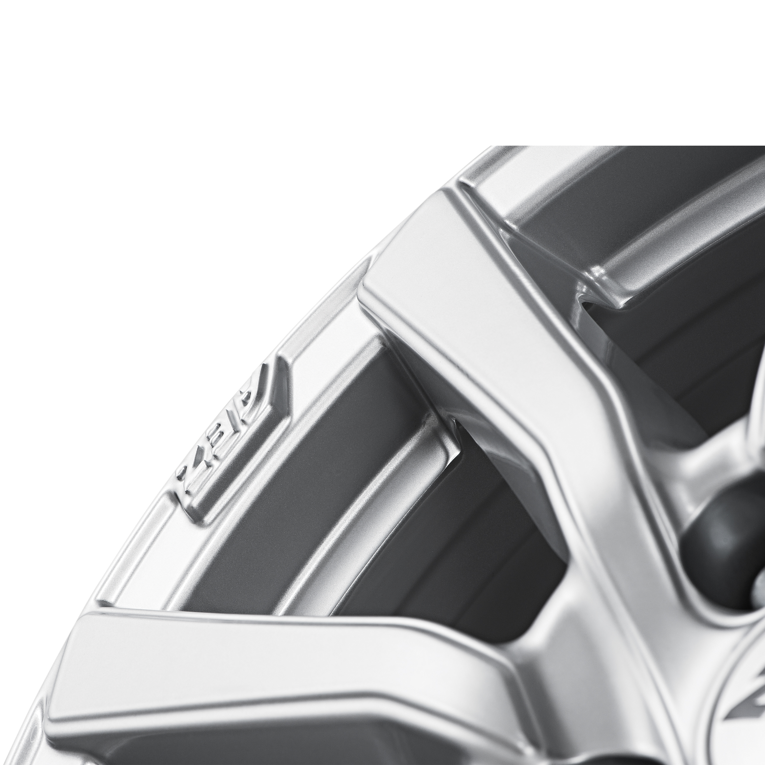 AEZ Reef si mulit-spoke alloy wheel close up full above 