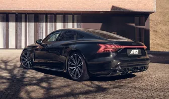 AEZ Alaska dark Audi e-Tron GT Heck Winter