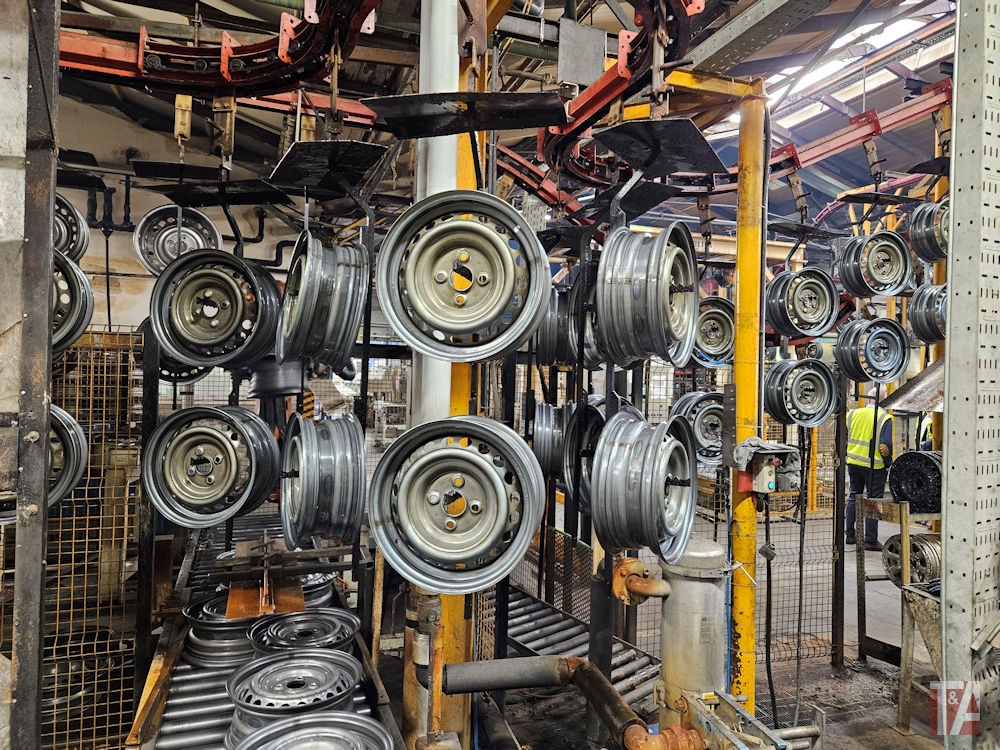 Fabrica din Manno produce în principal jante de oțel pentru piața de schimb (Foto: NRZ / Christine Schönfeld)