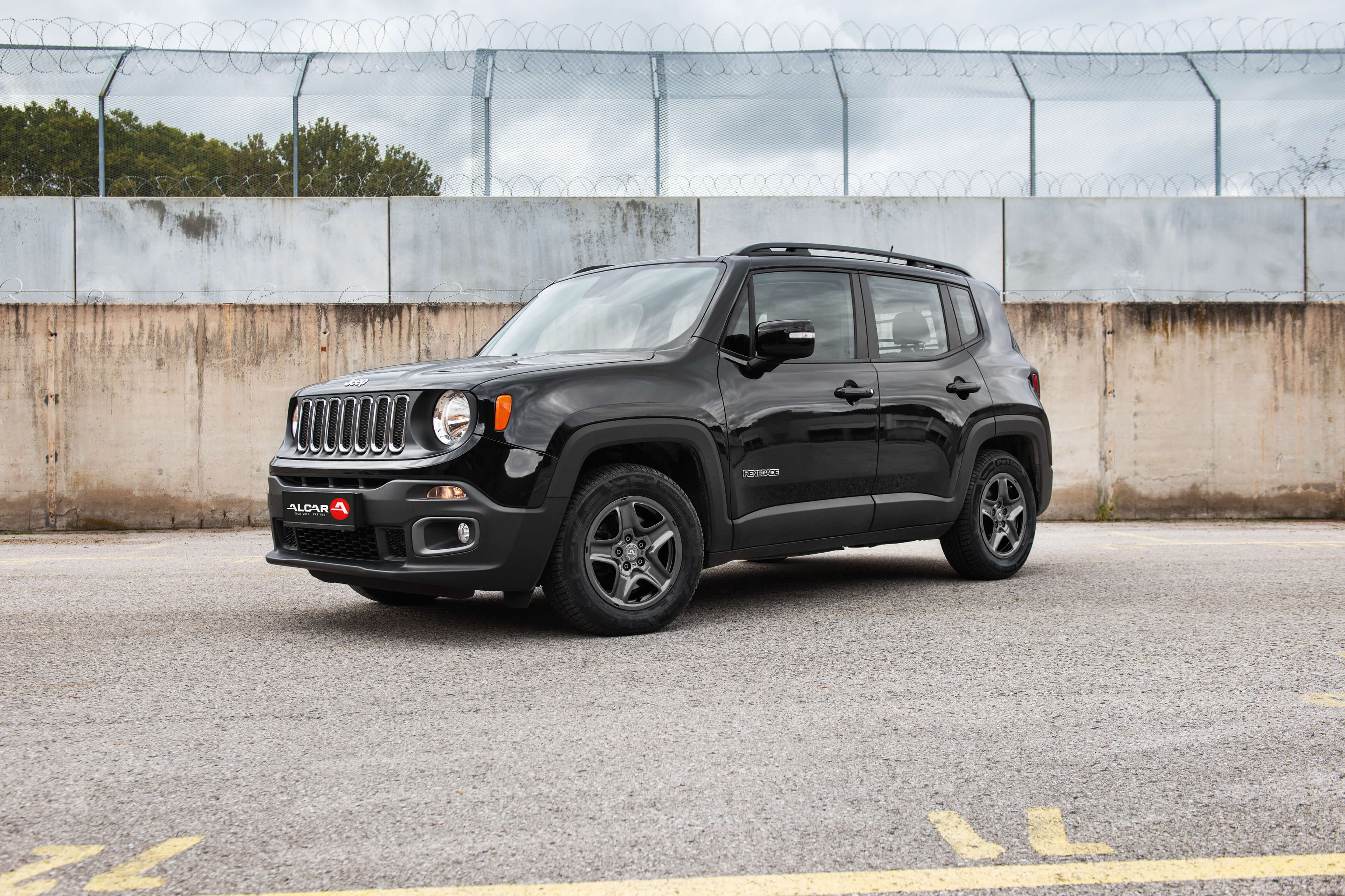 ALCAR hybrid wheel 09 grey Jeep Renegade frontal