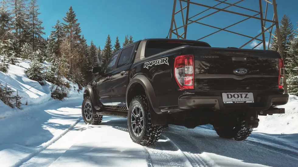 DOTZ Kalahari Dark Nissan Navara Imagepic06