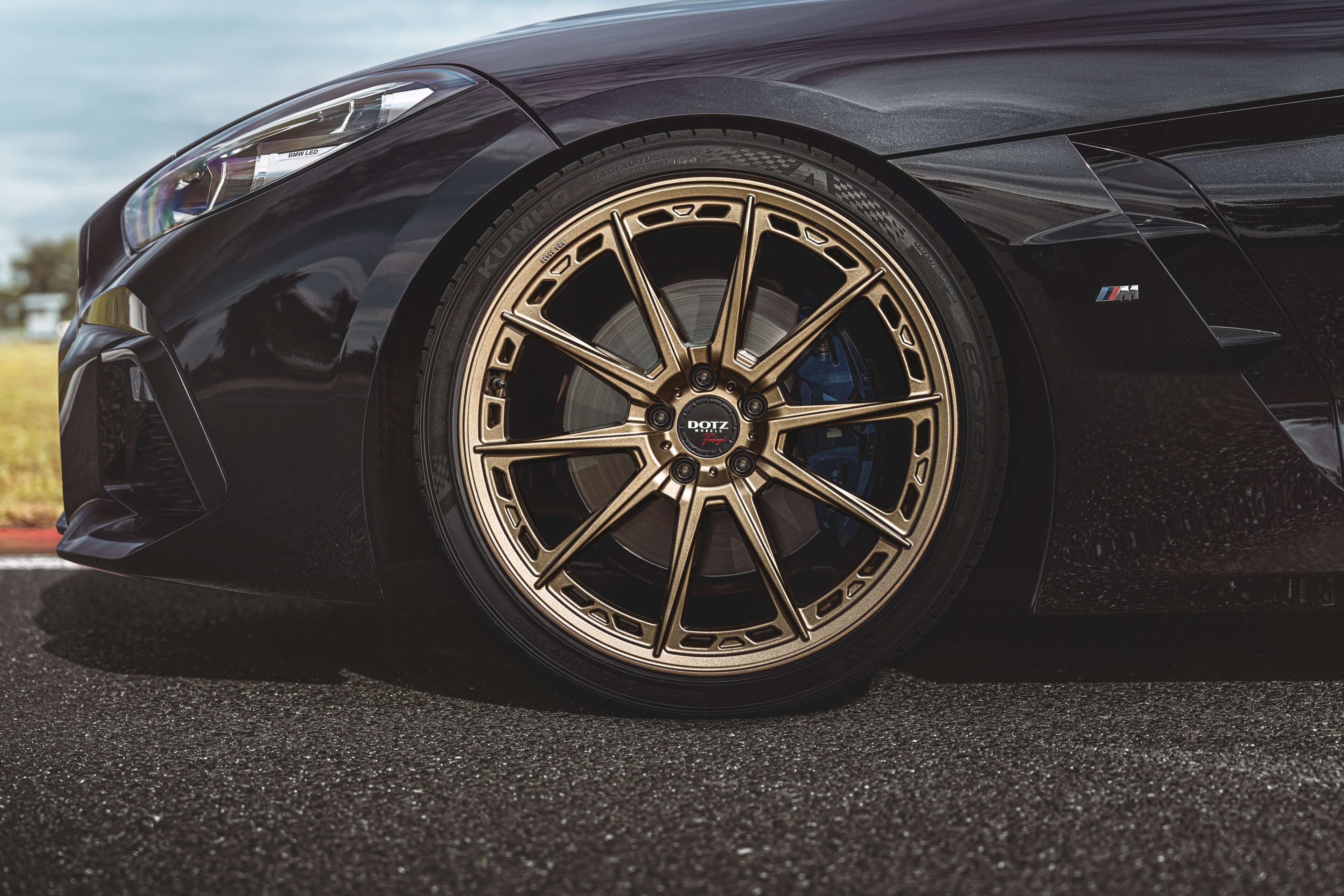 DOTZ Sonoma bronze BMW Z4 side