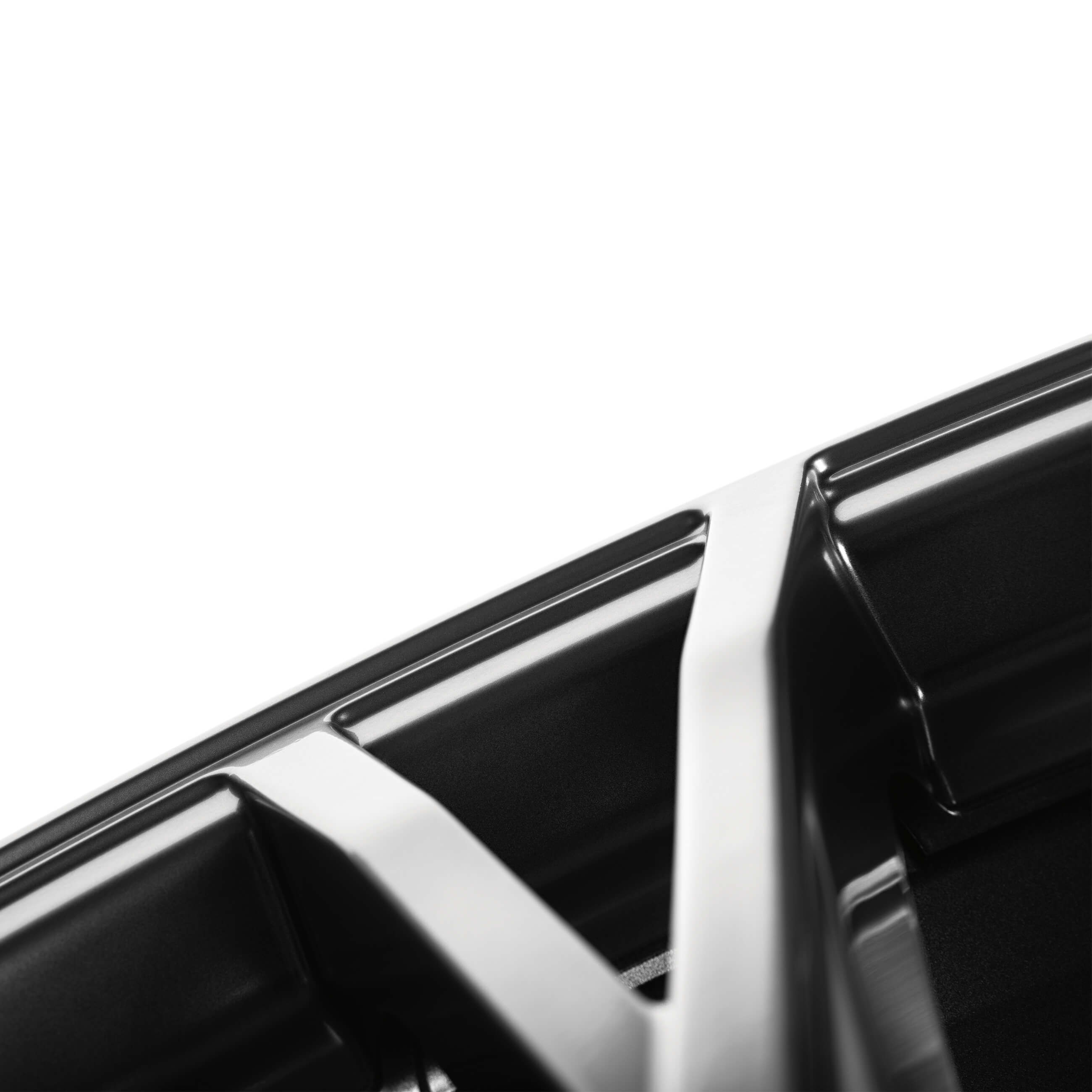 AEZ Panama high gloss Alufelge multispoke detail above