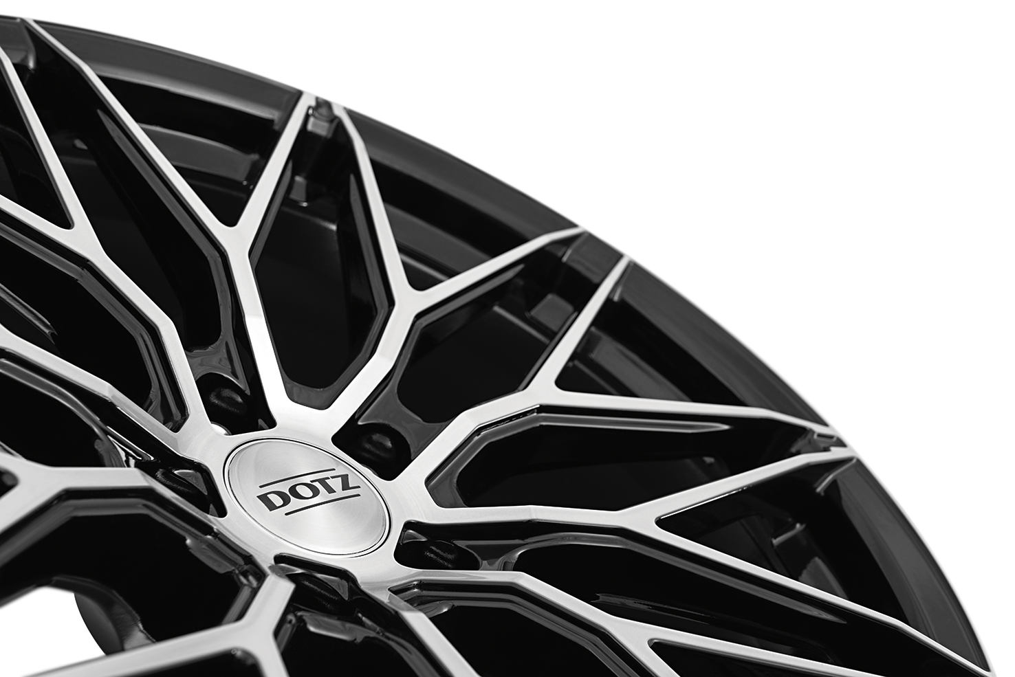 DOTZ Suzuka dark detail