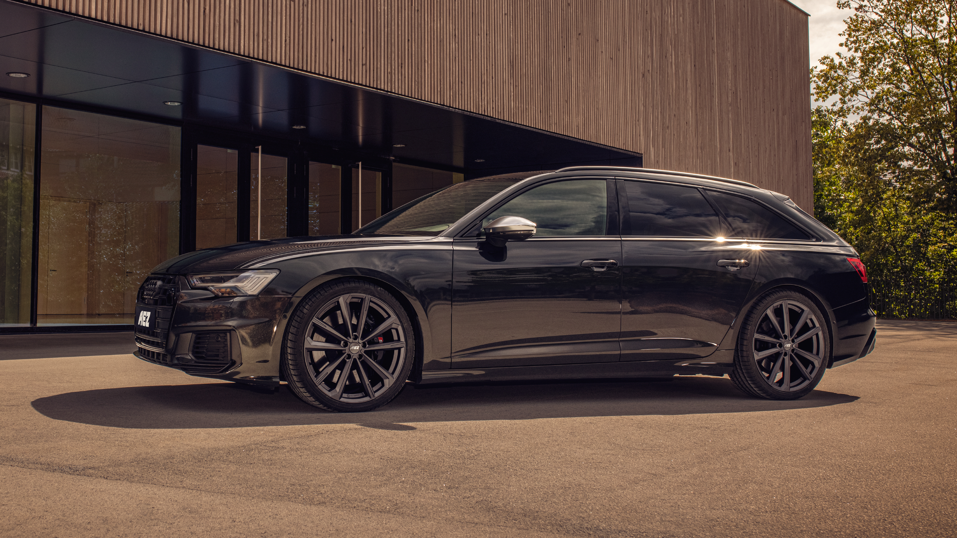 Audi A6 med AEZ Aruba graphite fälgar från OCL Brorssons