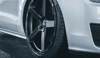 DOTZ MarinaBay black Audi A5 Detail