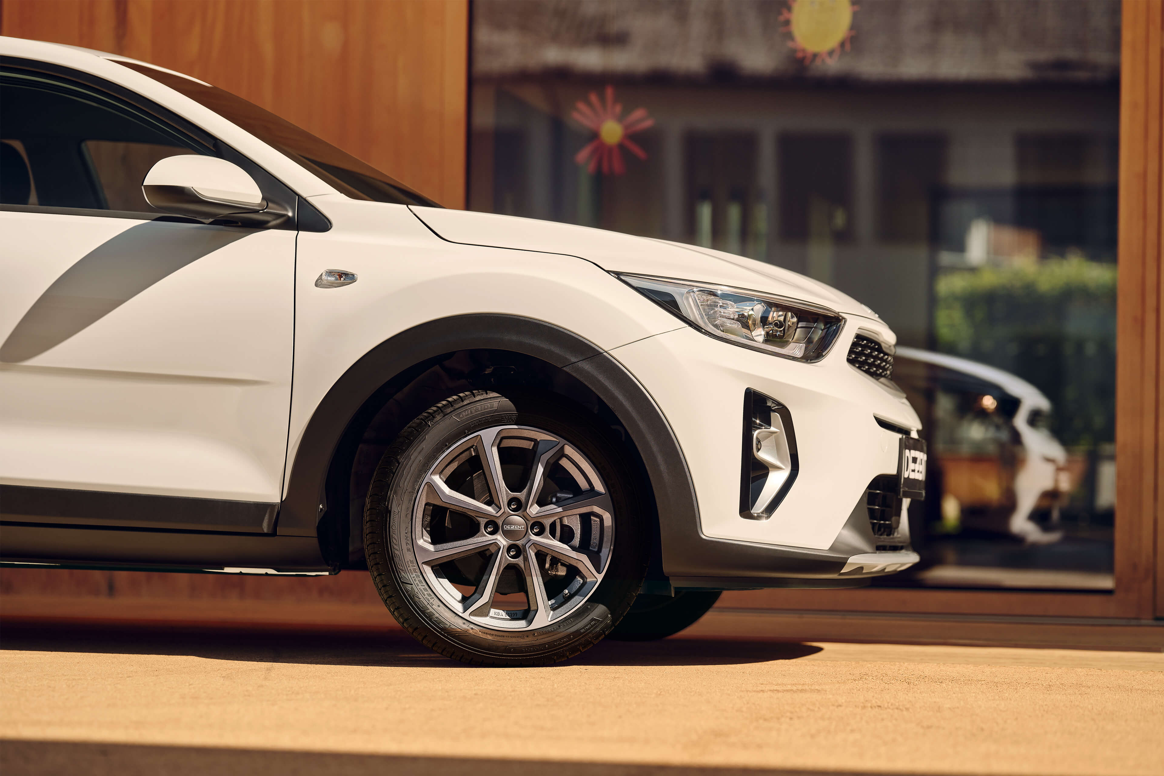 DEZENT KT dark Kia Stonic Seite