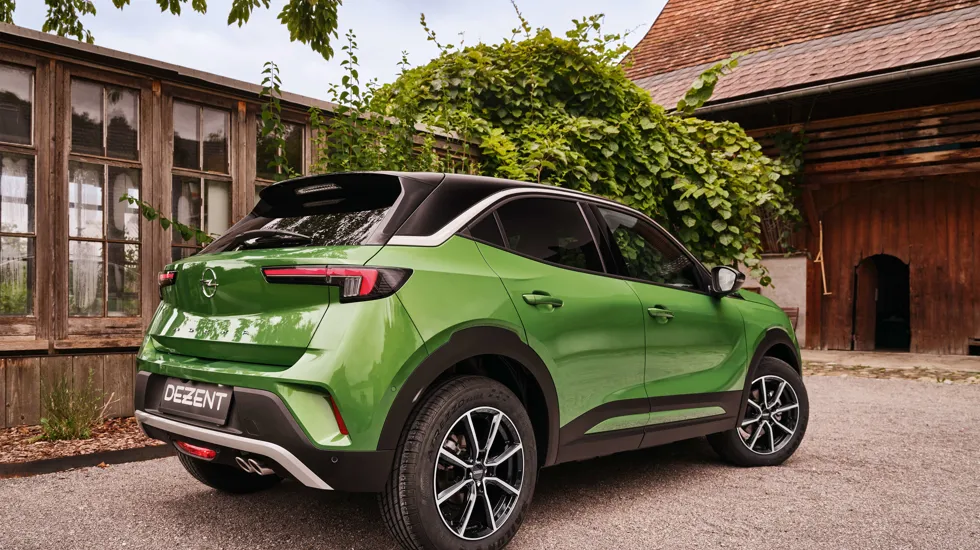 DEZENT TN dark Opel Mokka rear