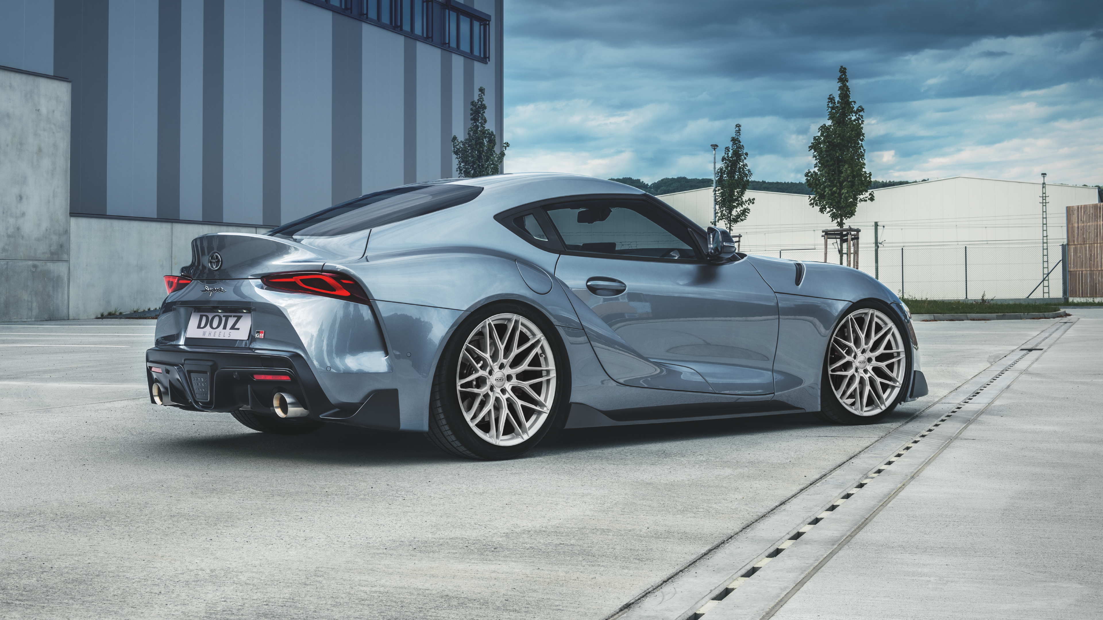 Toyota Supra med DOTZ Suzuka blaze fälgar från OCL Brorssons