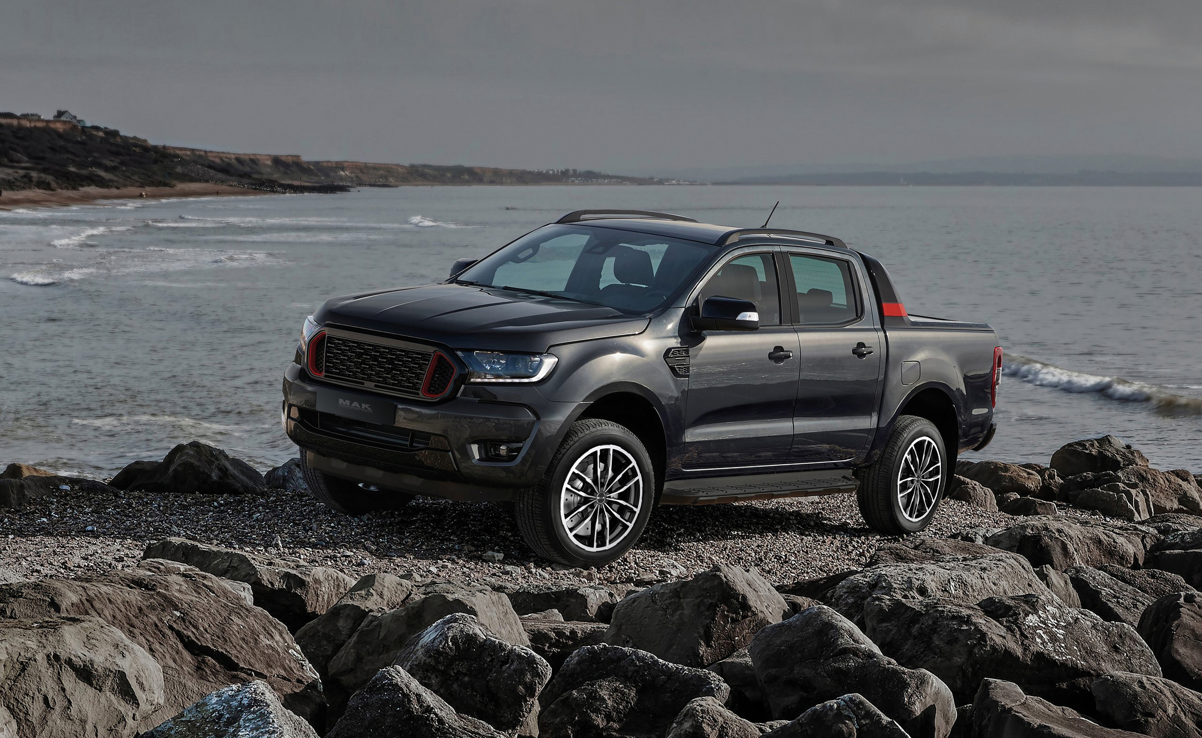 Ford Ranger Thunder Edition MAK PEAK BLACK MIRROR