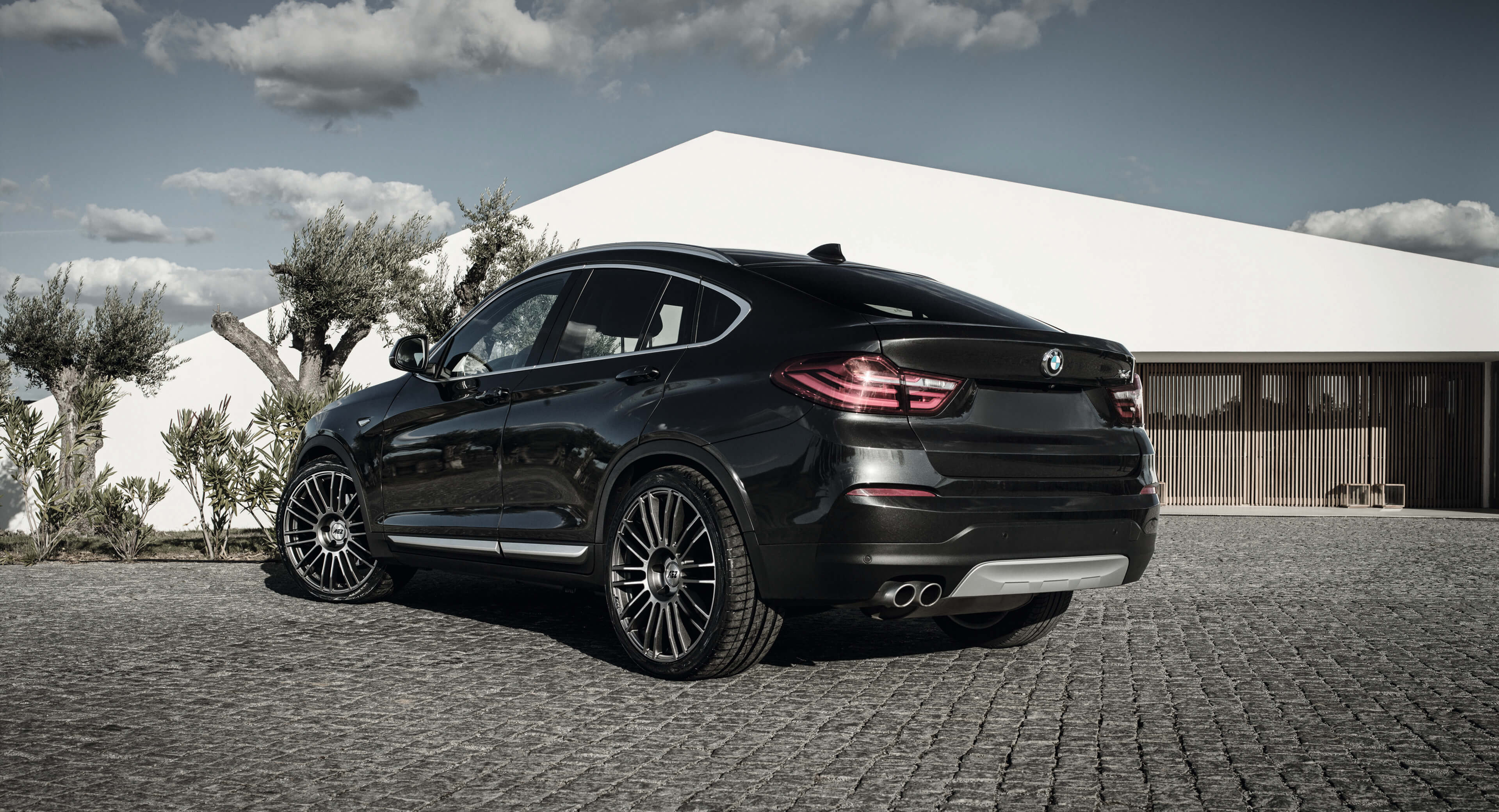 AEZ Strike graphite cross-spoke alloy wheel BMW X4 rear wheel 