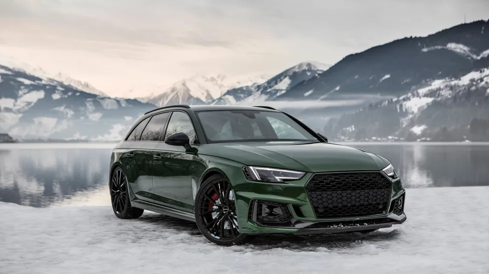AUDI RS4 MAK UNION GLOSS BLACK (1)