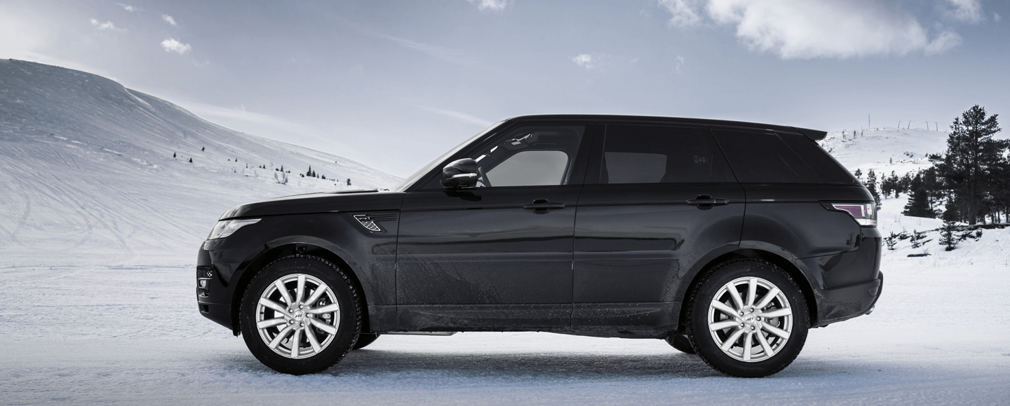AEZ Reef silver Range Rover ice and snow