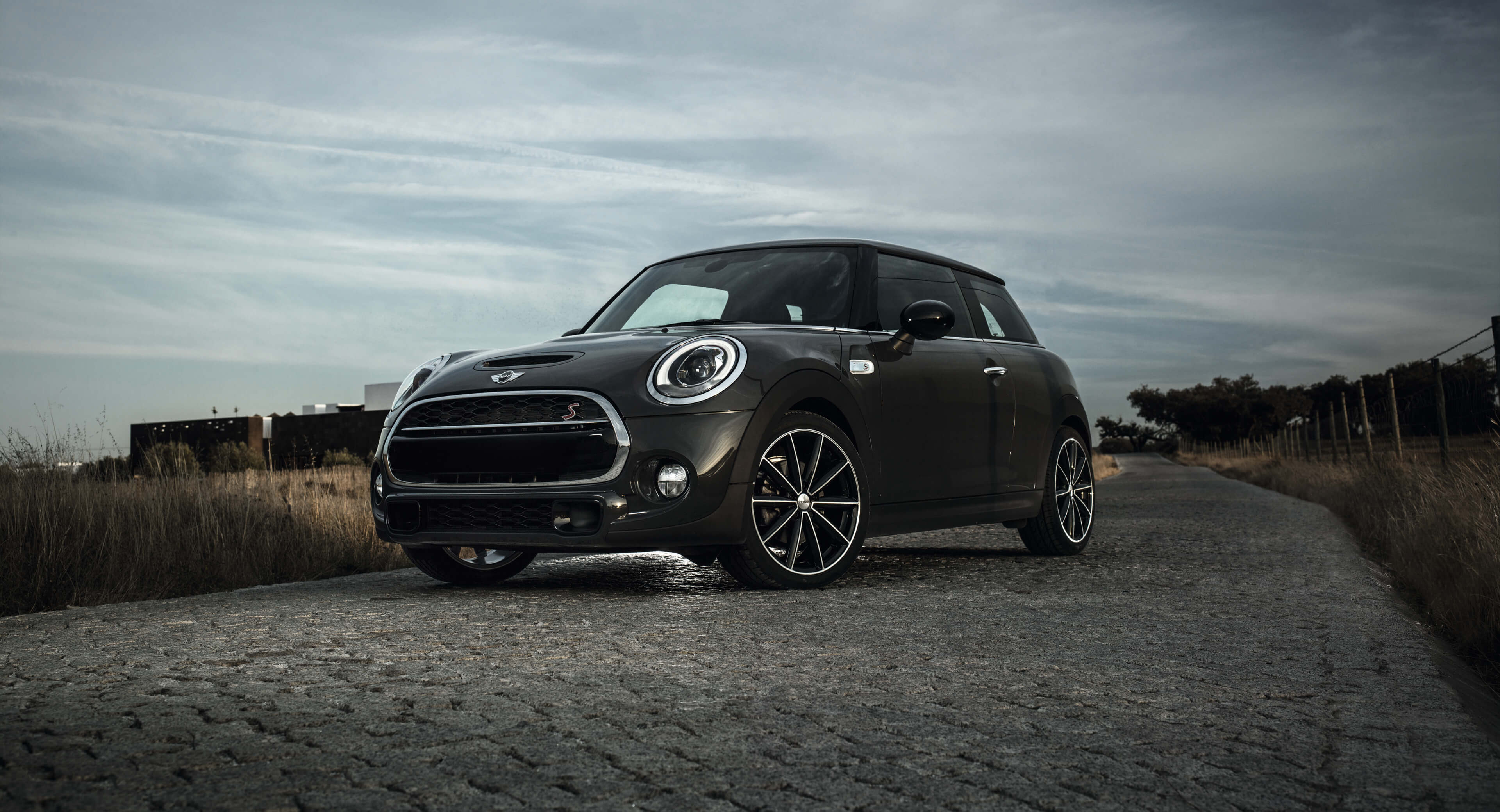 DEZENT TM dark Mini Cooper plug & play